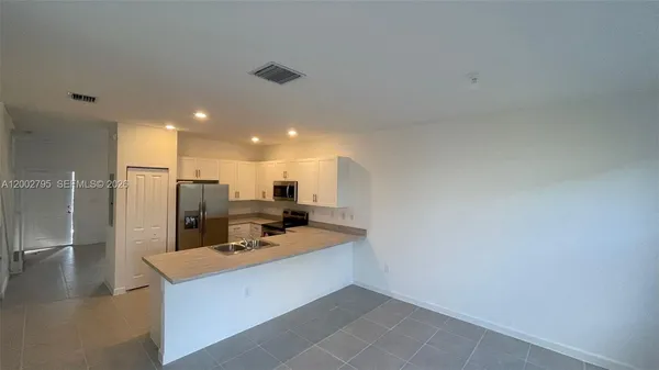 $2,500 | 1844 Southeast 27th Street, Homestead, FL 33035