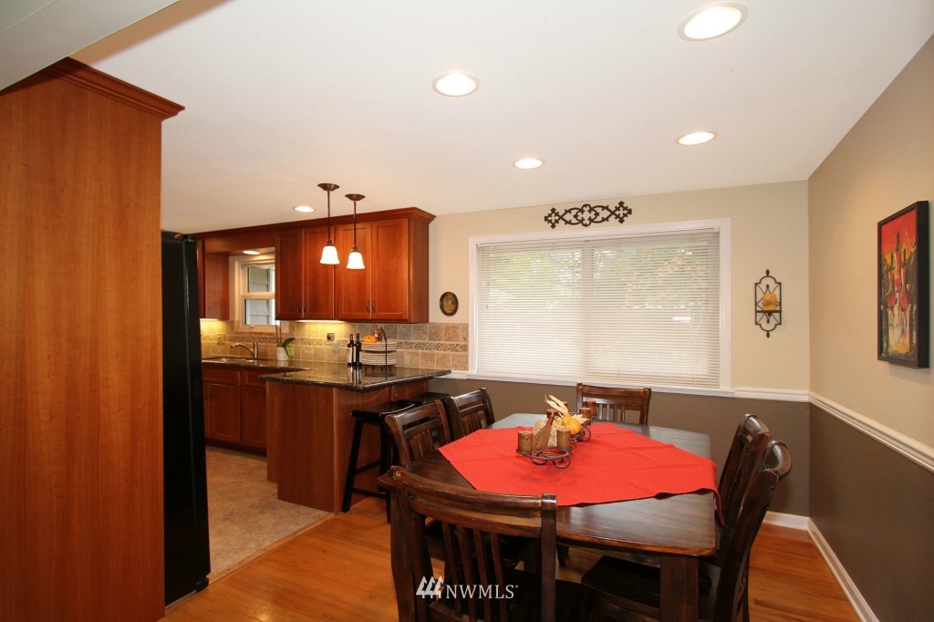 5607 Highland Road Everett, WA 98203 - Photo 6 of 25