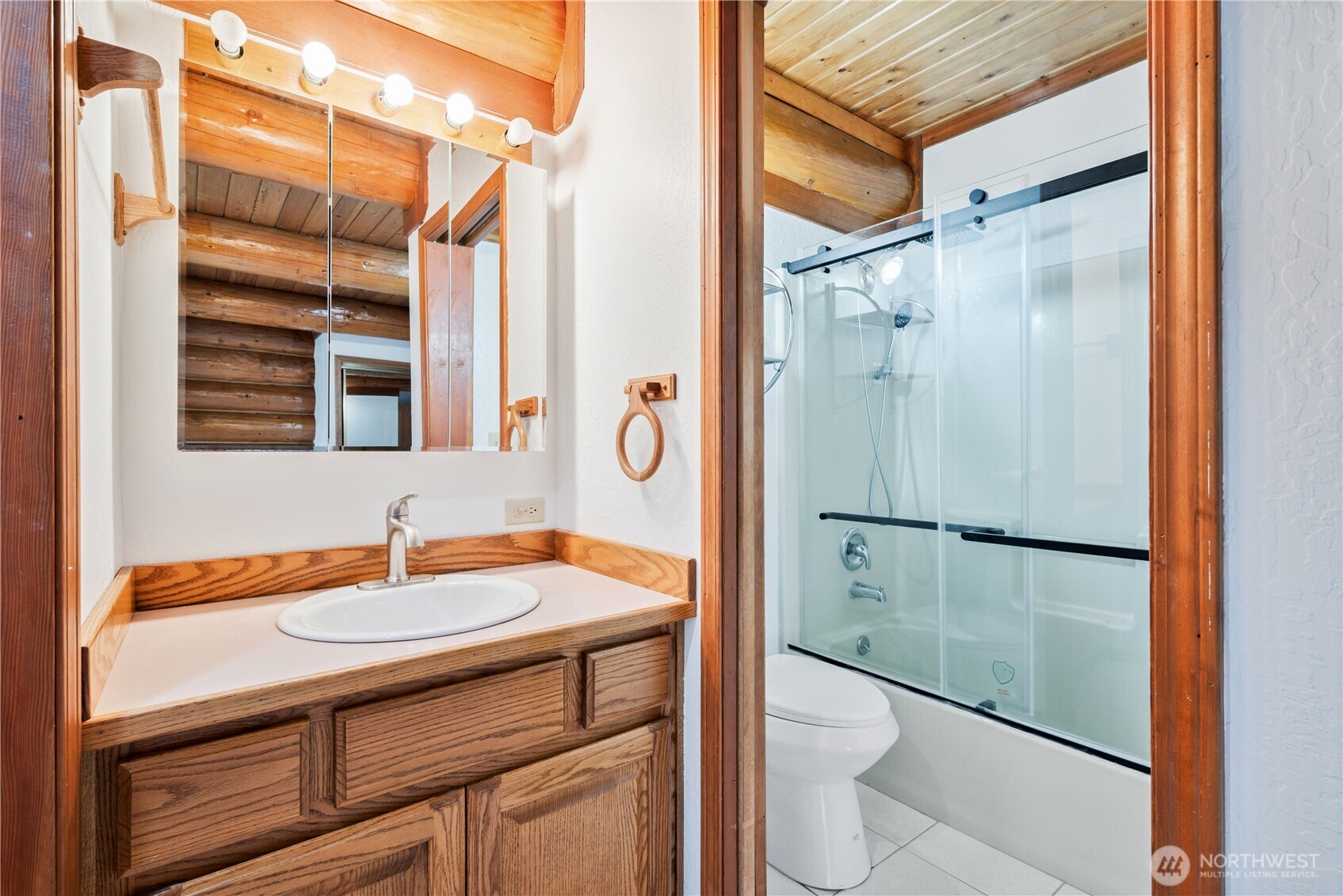 6946 Willow Grove Road Longview, WA 98632 - Photo 16 of 36