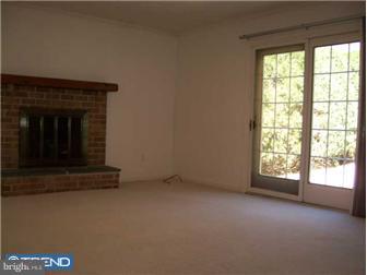 12 Orchard Road Havertown, PA 19083 - Photo 8 of 11 Family Room