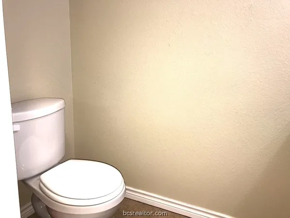 $3,275 | 1122 Phoenix Street, College Station, TX 77840