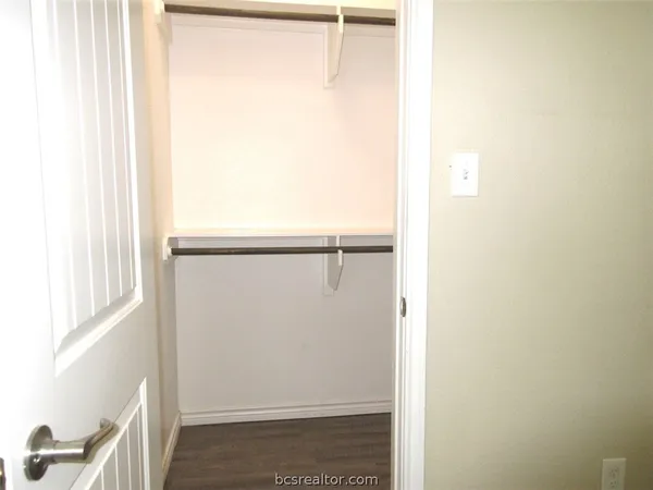 $3,275 | 1122 Phoenix Street, College Station, TX 77840