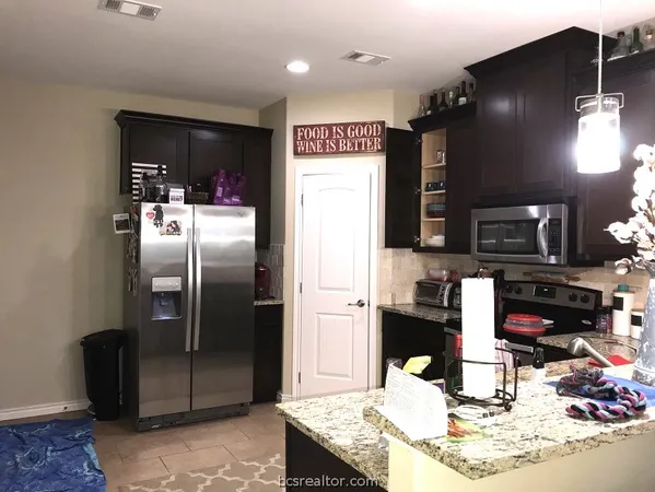 $3,275 | 1122 Phoenix Street, College Station, TX 77840