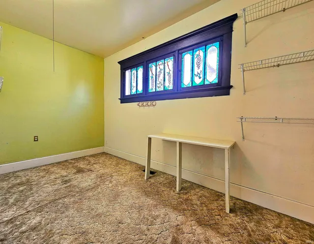 $164,900 | 1629 Ewing Avenue, Evansville, IN 47712