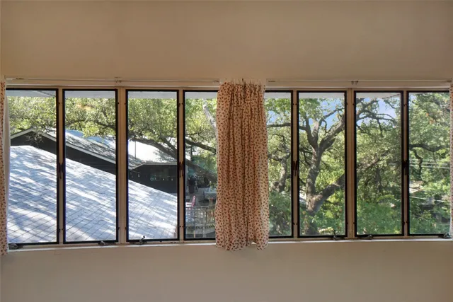 $925,000 | 1806 Alta Vista Avenue, Austin, TX 78704