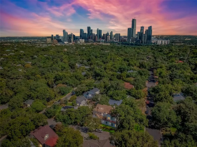 $925,000 | 1806 Alta Vista Avenue, Austin, TX 78704