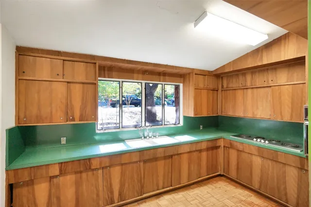 $925,000 | 1806 Alta Vista Avenue, Austin, TX 78704