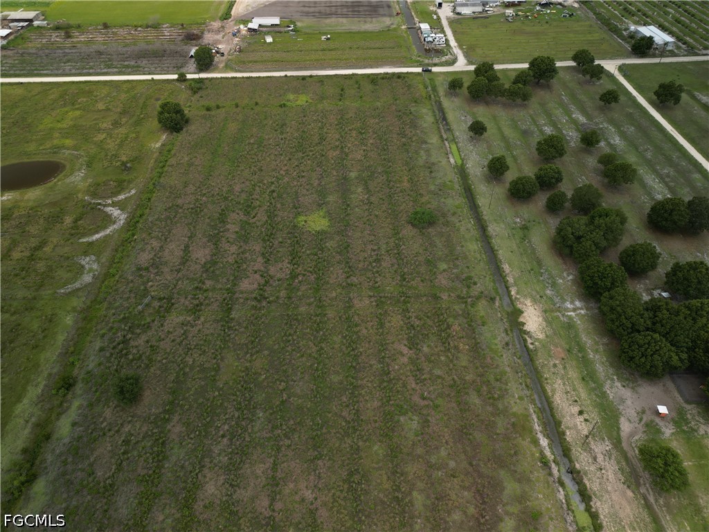 3rd Road LaBelle, FL 33935 - Photo 10 of 19 a close view of shower tap