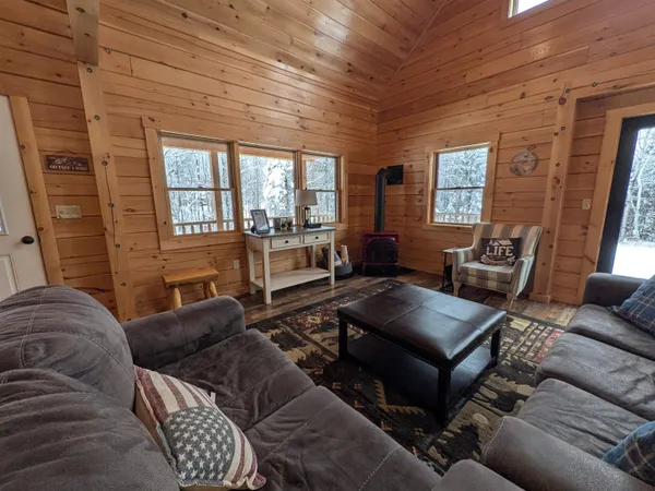 $525,000 | 147 Fieldstone Drive, Haverhill, NH 03774