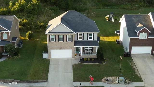 $414,500 | 6035 Hollow View Lane, Knoxville, TN 37924