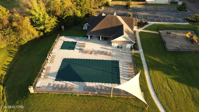 $414,500 | 6035 Hollow View Lane, Knoxville, TN 37924