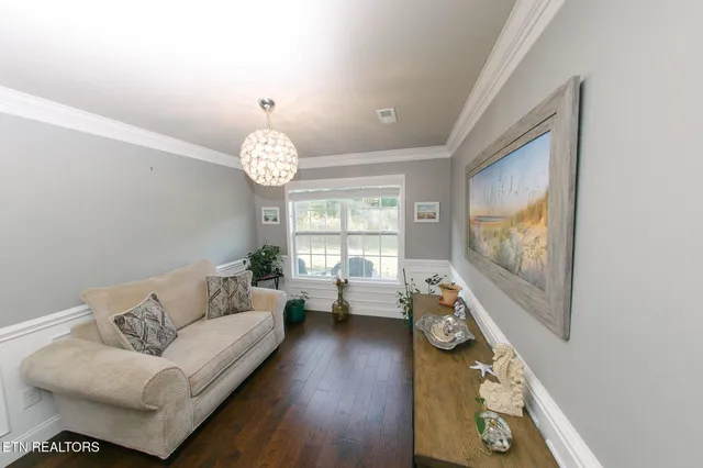 $414,500 | 6035 Hollow View Lane, Knoxville, TN 37924