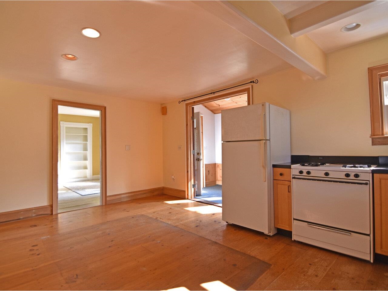 219 Intervale Avenue Burlington, VT 05401 - Photo 13 of 45