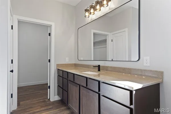 $345,000 | 2103 Vinny Avenue, Moberly, MO 65270
