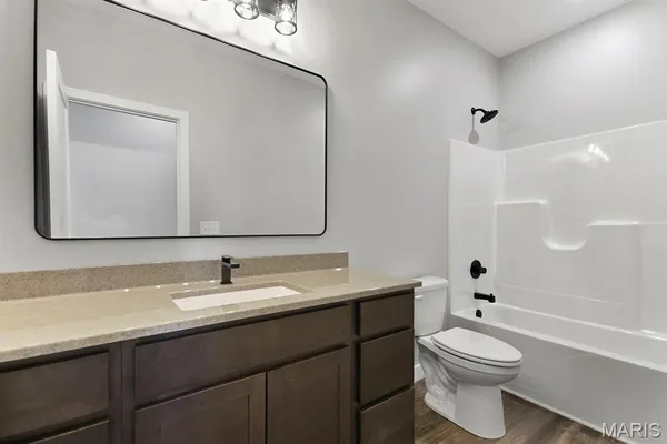 $345,000 | 2103 Vinny Avenue, Moberly, MO 65270