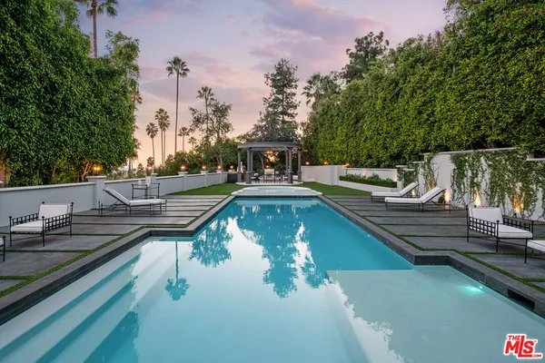 $49,750 | 402 Doheny Road, Beverly Hills, CA 90210