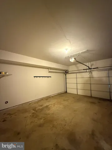 $3,300 | 8596 Wyngate Manor Court, Alexandria, VA 22309