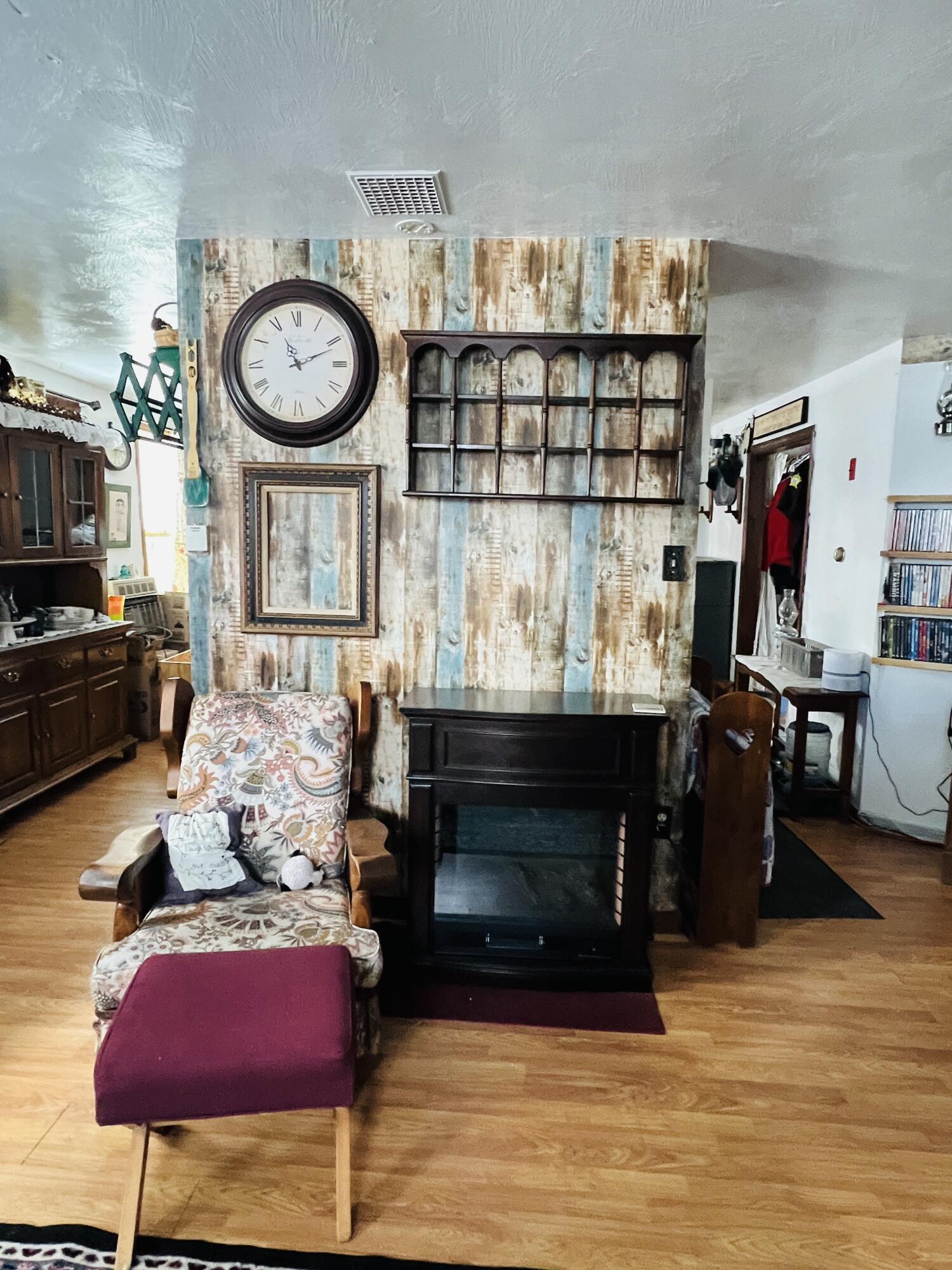18 Center Street Monson, ME 04464 - Photo 11 of 42 IMG_1686
