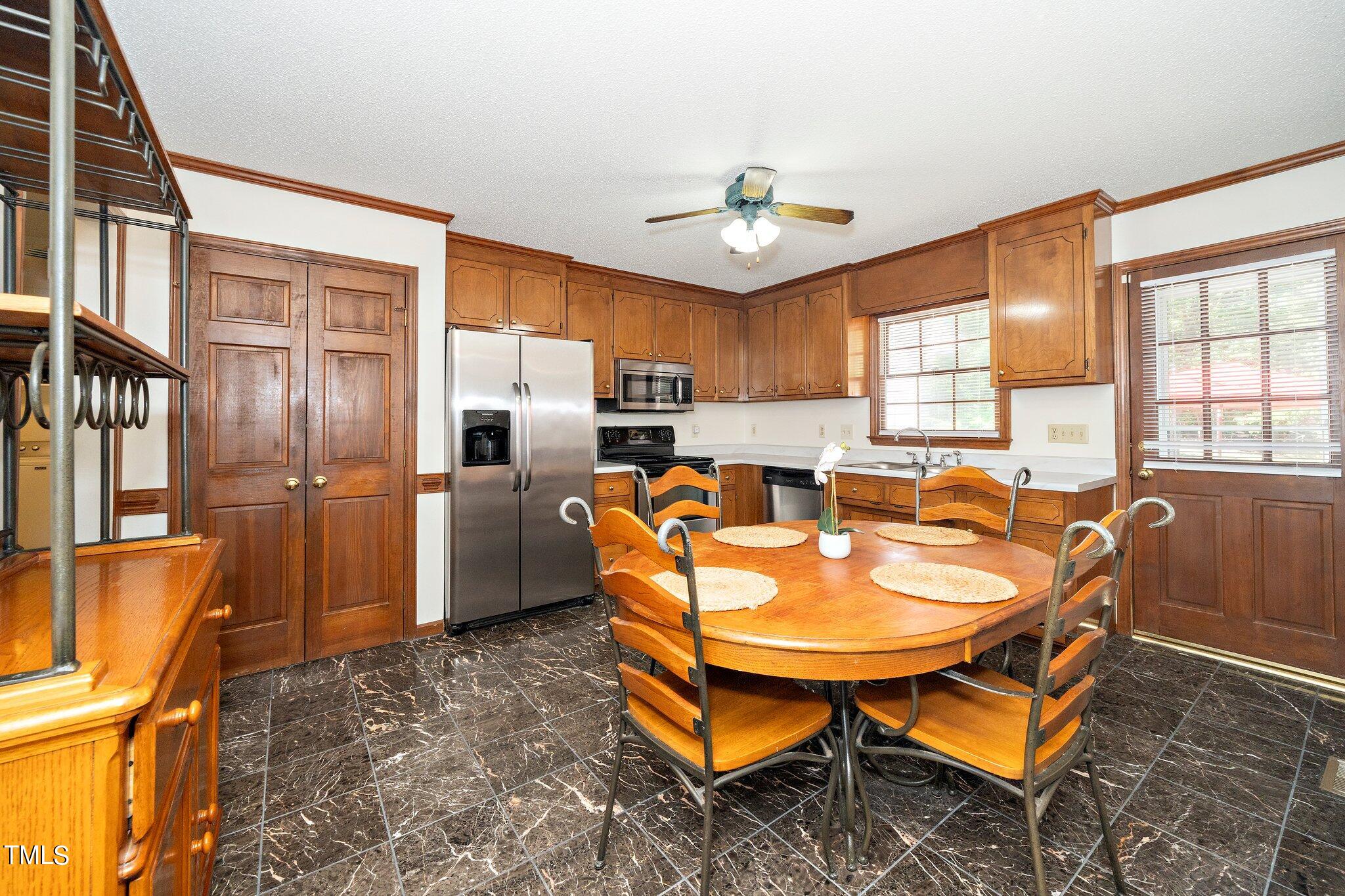 5313 Tomahawk Trail Raleigh, NC 27610 - Photo 11 of 38 22-web-or-mls-5313 Tomahawk (11 of 34)