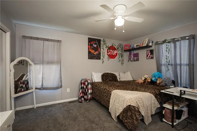 $310,000 | 704 Oakwood Street, Harrisonville, MO 64701