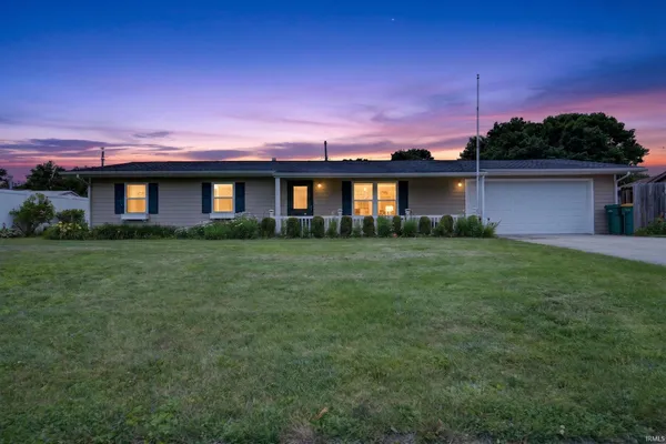 $220,000 | 423 South Harvey Drive, Greentown, IN 46936