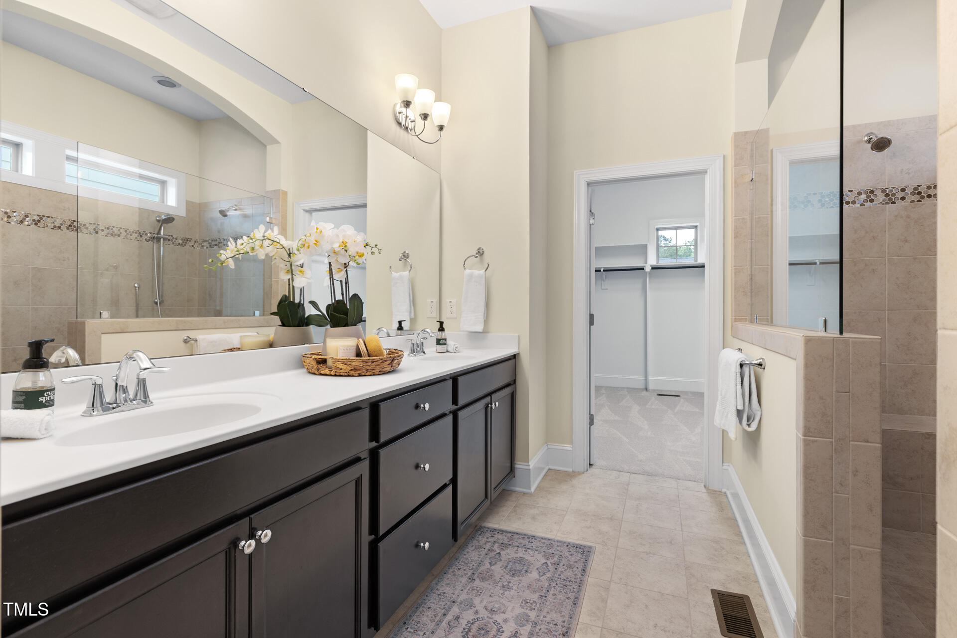 204 Mill Chapel Road Chapel Hill, NC 27517 - Photo 25 of 38 a bathroom with a double vanity sink mirror and double