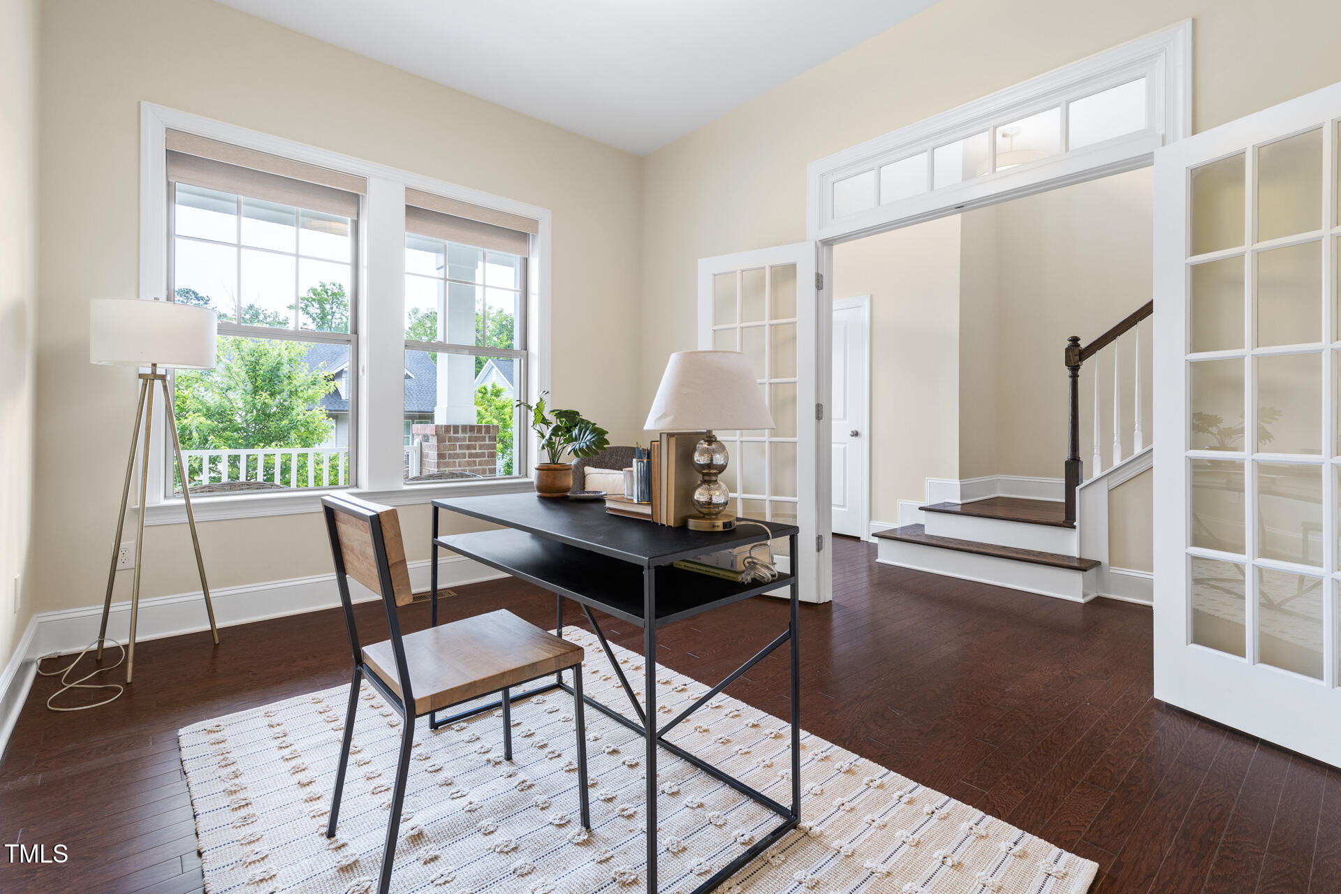 204 Mill Chapel Road Chapel Hill, NC 27517 - Photo 5 of 38 a living room with furniture and wooden floor