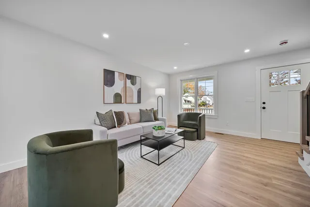 $699,000 | 60 Geneva Street, Manchester, NH 03102