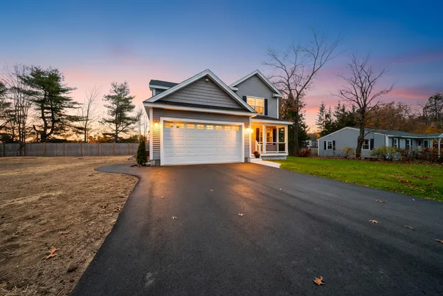 $699,000 | 60 Geneva Street, Manchester, NH 03102