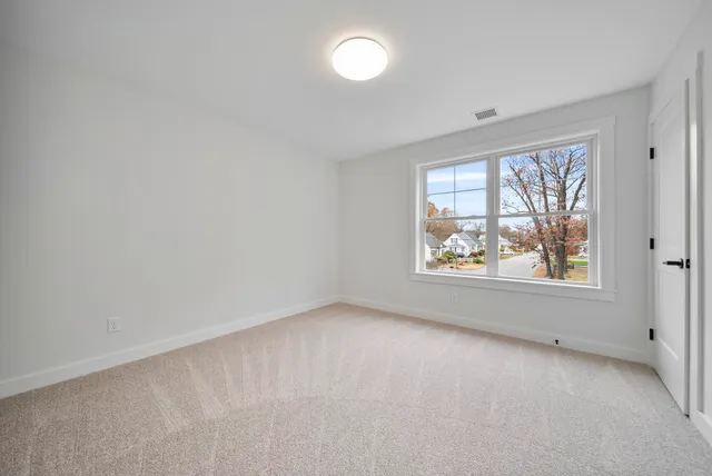 $699,000 | 60 Geneva Street, Manchester, NH 03102