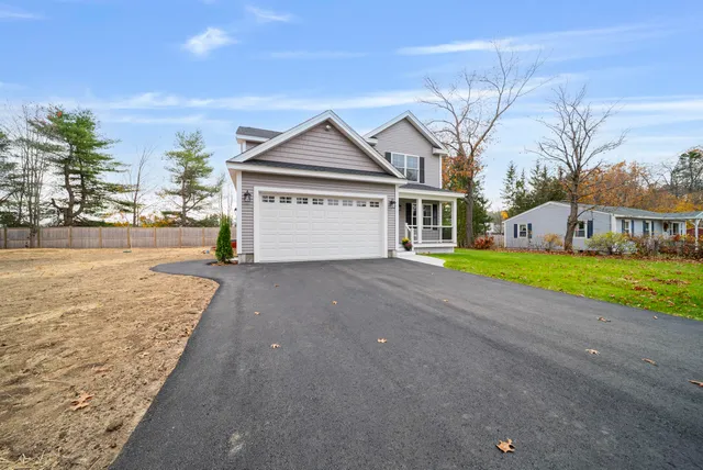 $699,000 | 60 Geneva Street, Manchester, NH 03102