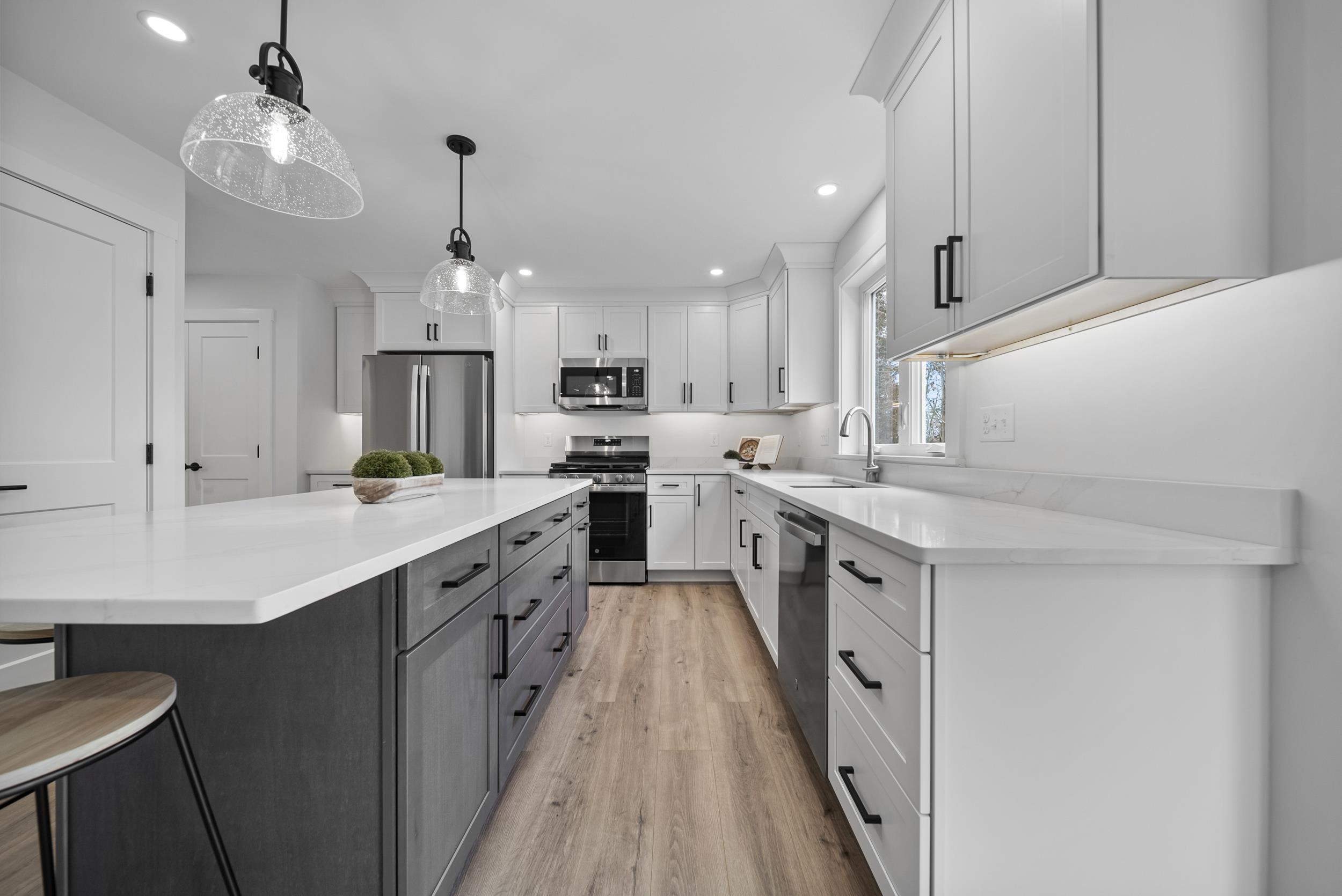 60 Geneva Street Manchester, NH 03102 - Photo 5 of 50