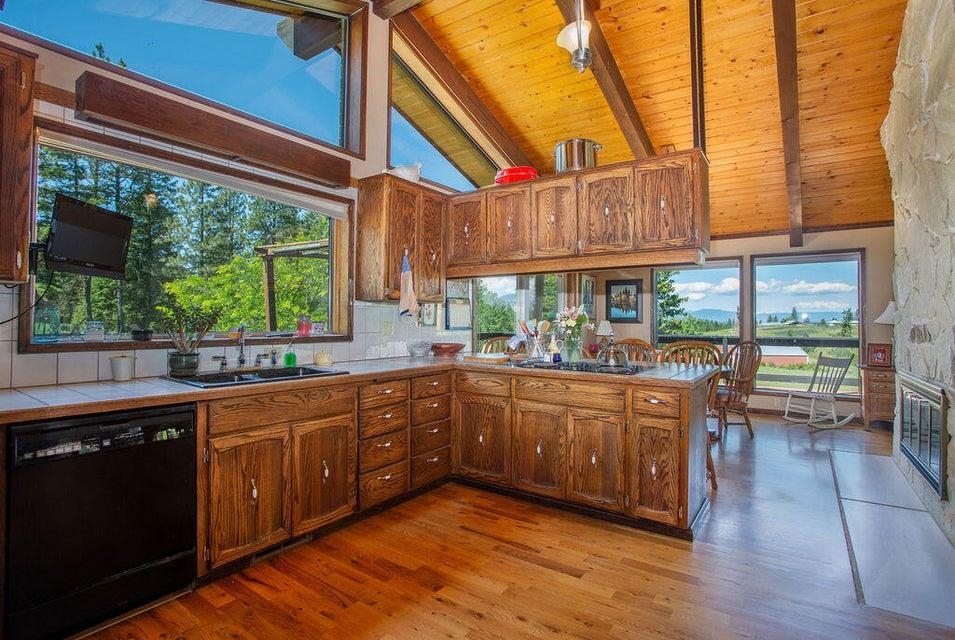 487A Hotchkiss Road Colville, WA 99114 - Photo 5 of 37