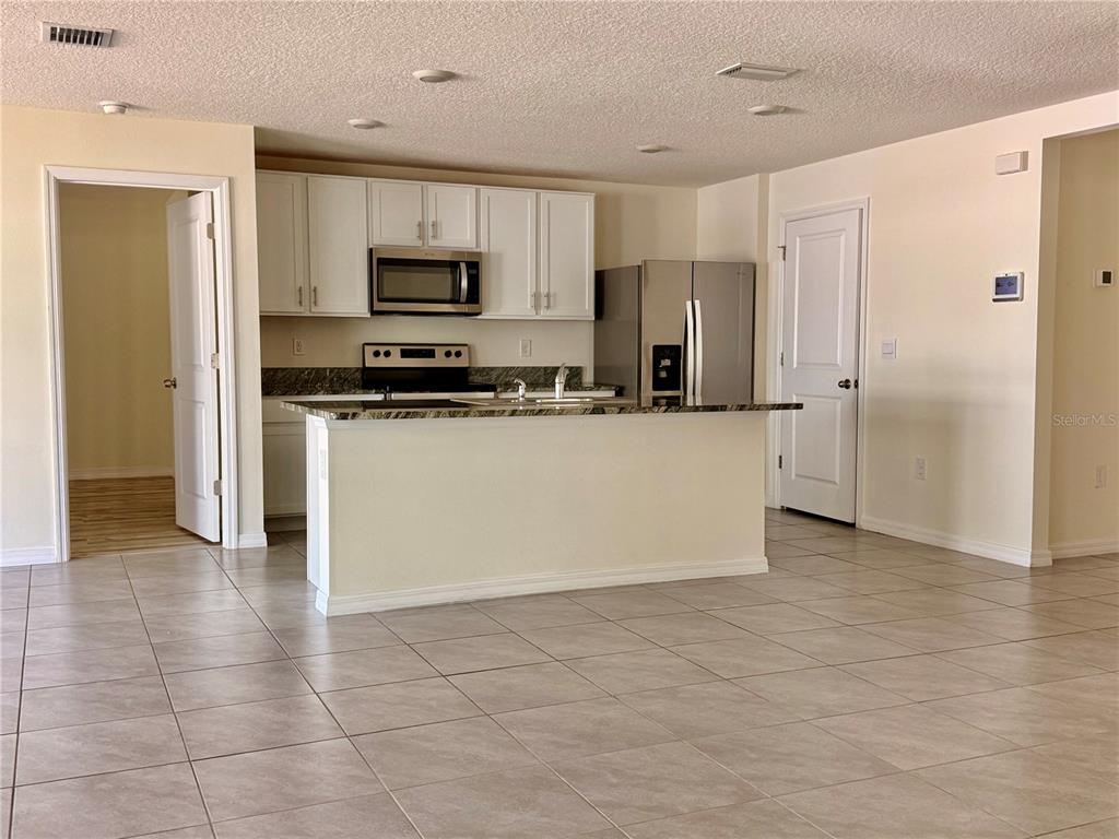 4119 Autumn Amber Dr Spring Hill Spring Hill, FL 34609 - Photo 6 of 16