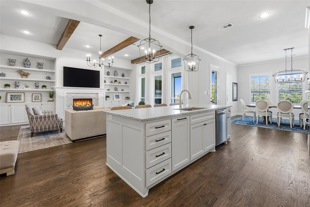 521 Prairie Run Aledo, TX 76008 - Photo 7 of 32