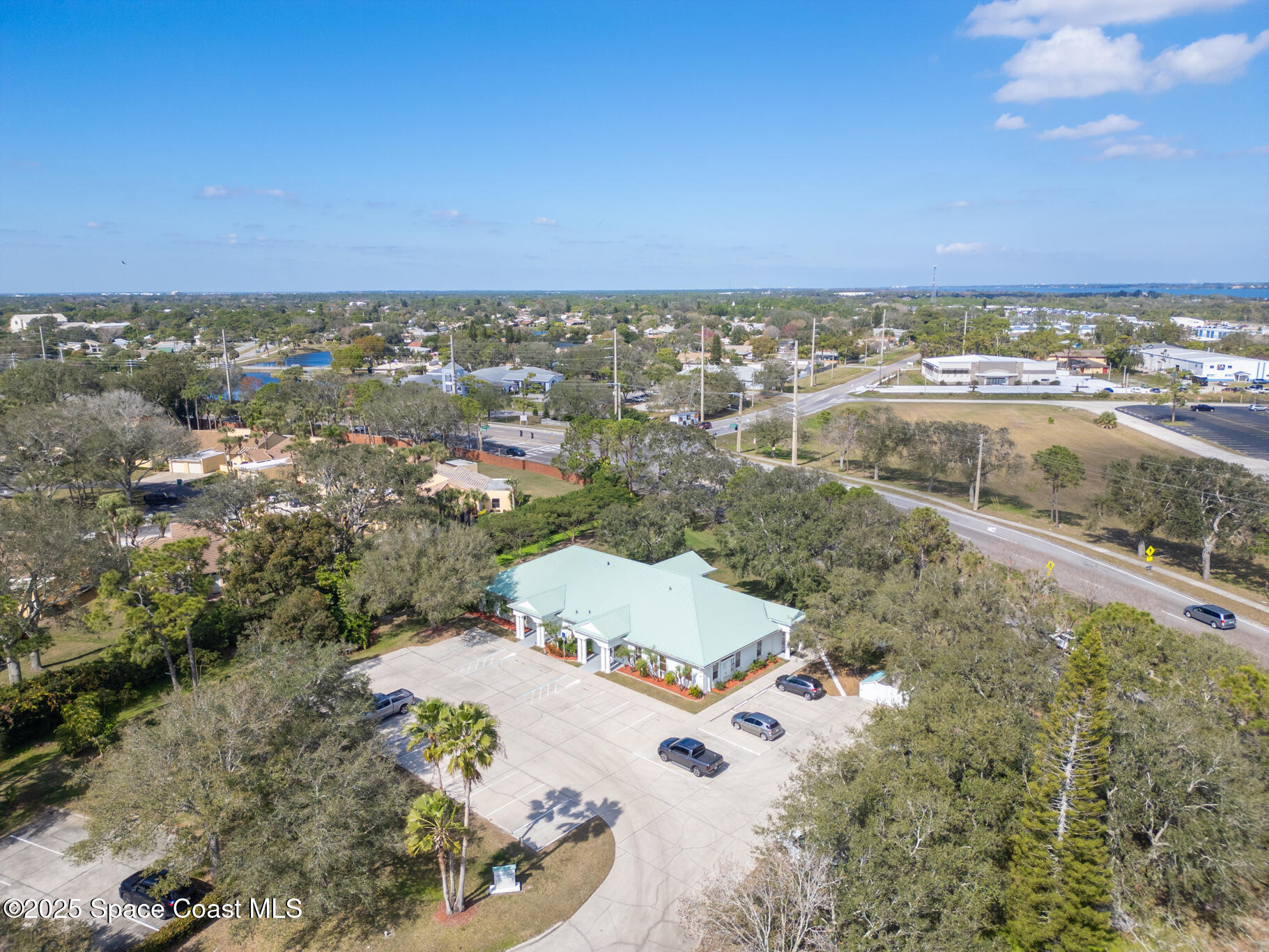 38 Suntree Place, Unit 2 Melbourne, FL 32940 - Photo 14 of 52 a view of city and ocean