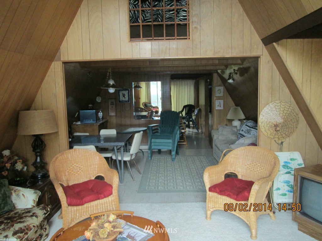 20947 Lake 16 Road Mount Vernon, WA 98274 - Photo 10 of 14 Gallery Image 10