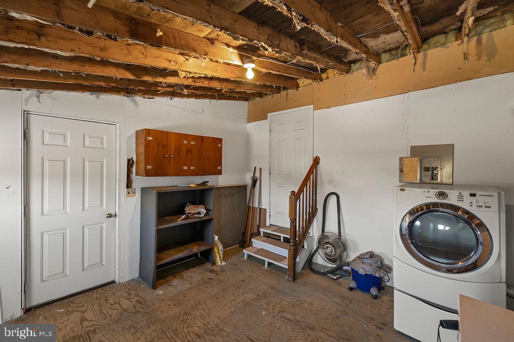 470 Racetrack Road Abbottstown, PA 17301 - Photo 34 of 54 a utility room with dryer and washer