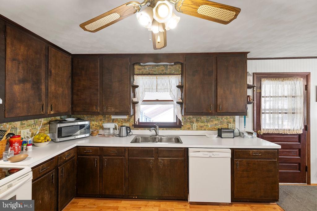 470 Racetrack Road Abbottstown, PA 17301 - Photo 7 of 54 a kitchen with a sink cabinets and window