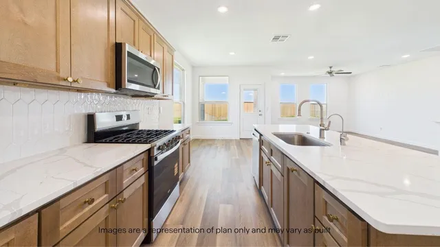 $358,990 | 2923 138th Place, Lubbock, TX 79423