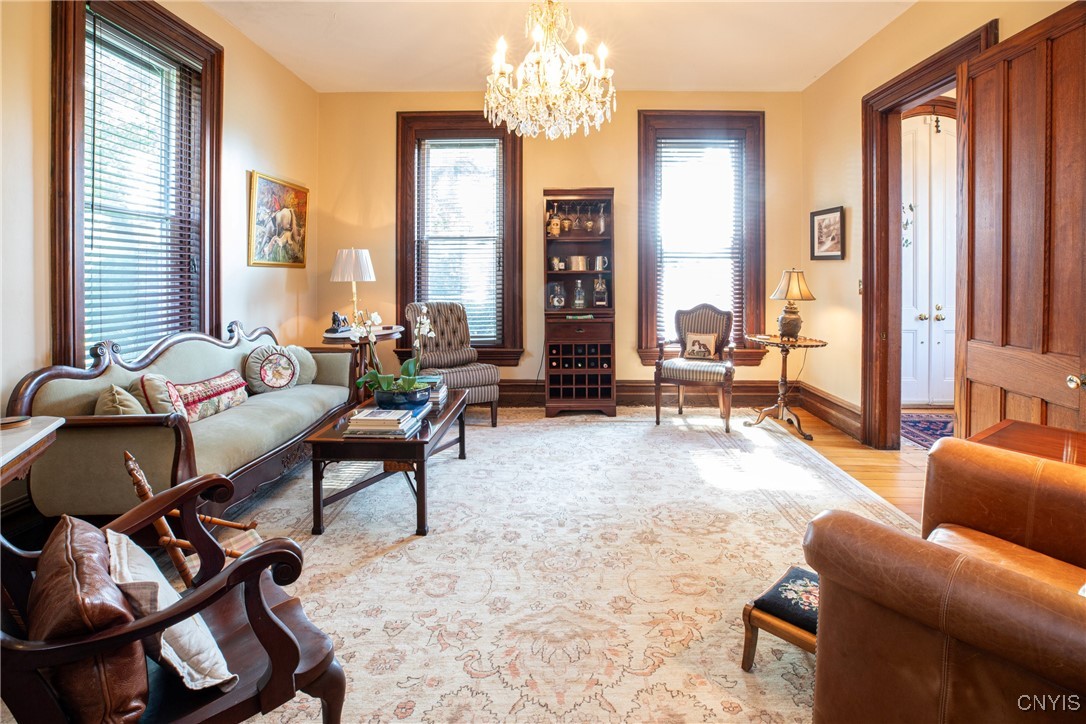 881 Andrews Road Skaneateles, NY 13152 - Photo 11 of 47 Brick House