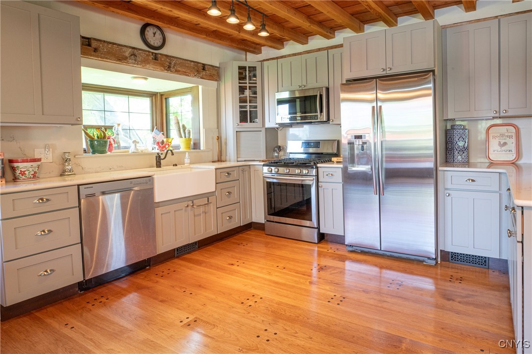 881 Andrews Road Skaneateles, NY 13152 - Photo 24 of 47 Guest House