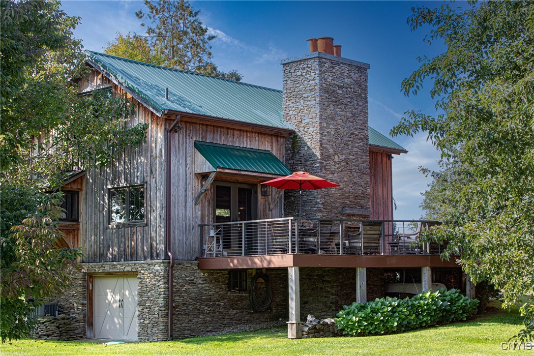 881 Andrews Road Skaneateles, NY 13152 - Photo 3 of 47 Guest House #1