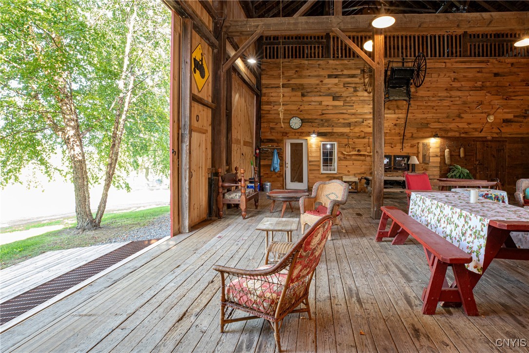 881 Andrews Road Skaneateles, NY 13152 - Photo 33 of 47 Entertainment Barn