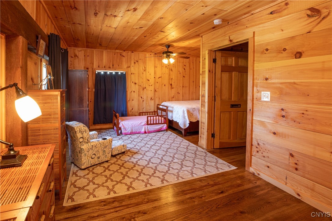 881 Andrews Road Skaneateles, NY 13152 - Photo 37 of 47 Entertainment Barn