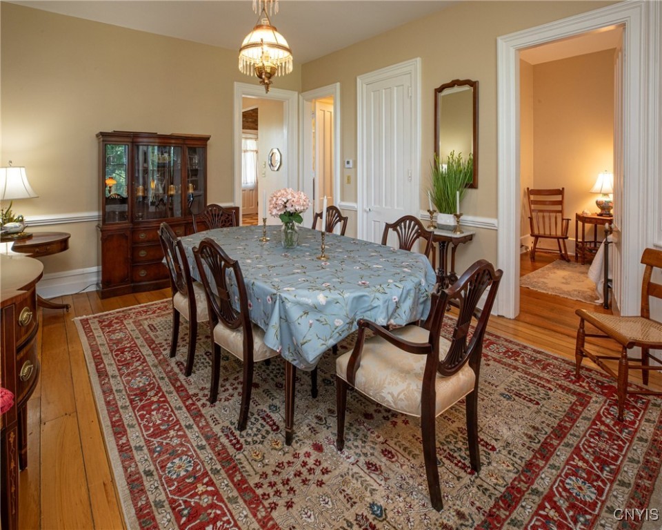 881 Andrews Road Skaneateles, NY 13152 - Photo 9 of 47 Brick House