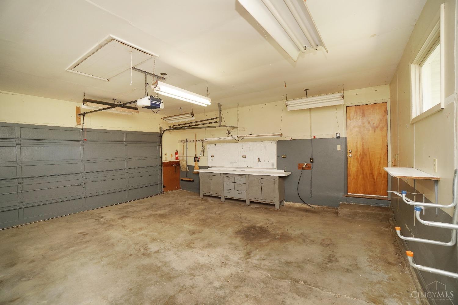 4586 Layhigh Road Hamilton, OH 45013 - Photo 47 of 60