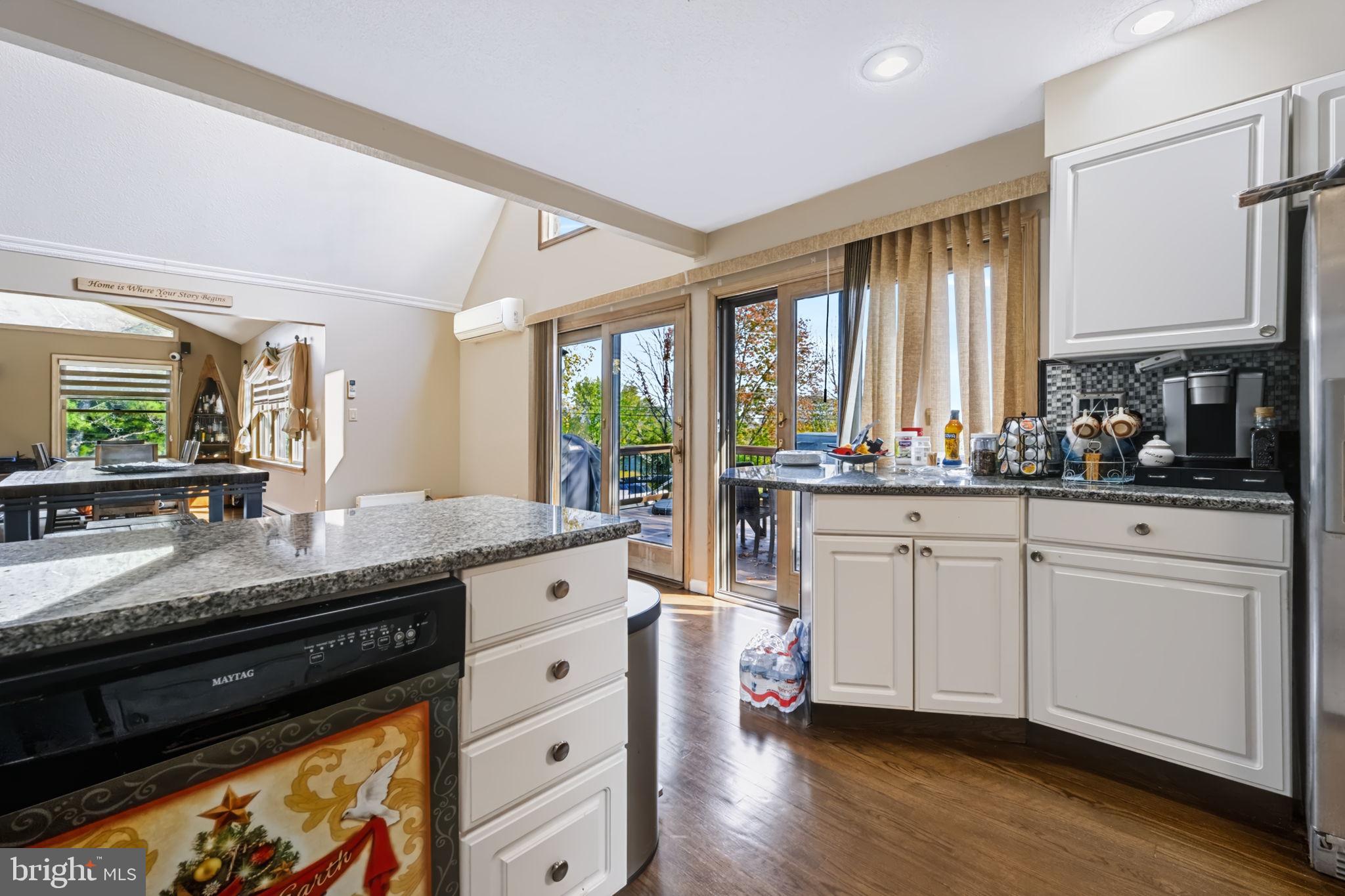 1605 Ridgeview Court Lake Ariel, PA 18436 - Photo 12 of 40 Gallery Image 12