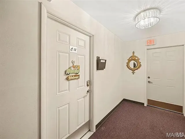 $114,000 | 3107 Garnette Drive, Unit C12, Bridgeton, MO 63044