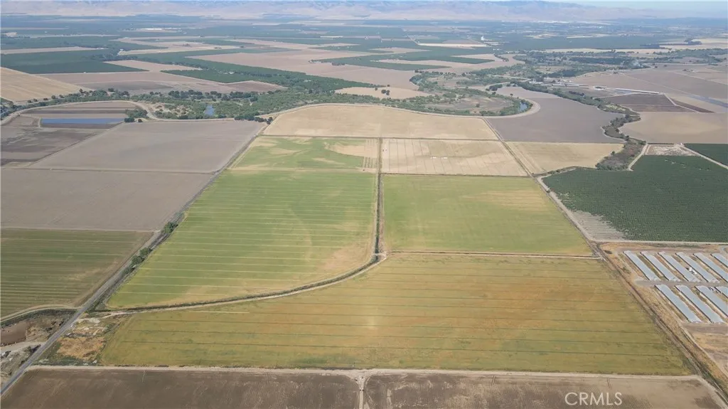 0 Hogin Turlock, CA 95382 - Photo 4 of 10 a view of a swimming pool